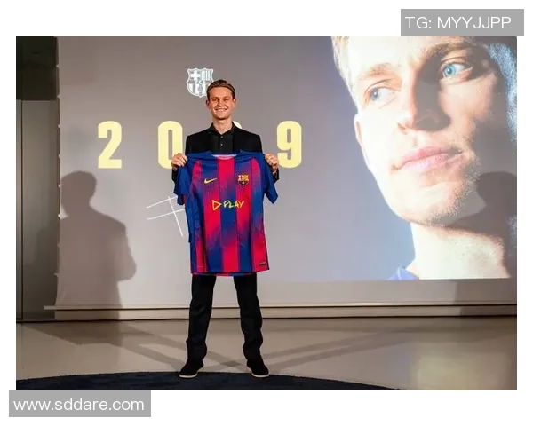 足球场上不文明行为球星：乱扔垃圾背后的社会责任与体育道德探讨